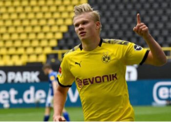 المهاجم النرويجي يحصد جائزة الفتى الذهبي