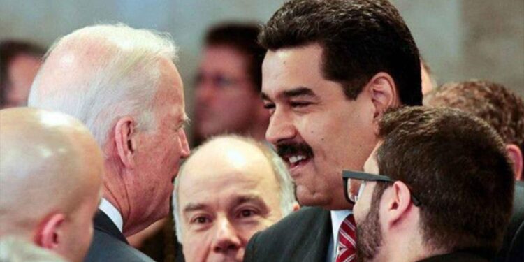 بايدن يتجاهل دعوات غوايدو للتفاوض مع مادورو