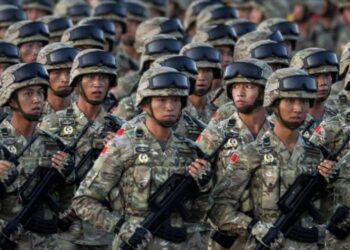 واشنطن تتهم بكين بإجراء اختبارات جديدة لإنشاء جنود خارقين