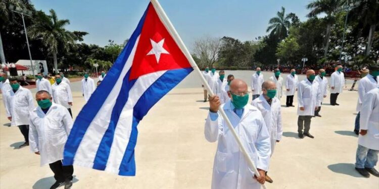 بنما توظف أطباء من كوبا و فنزويلا لمكافحة الوباء
