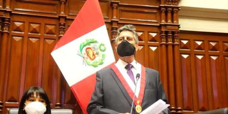 كونغرس البيرو يمنح الثقة لحكومة ساغاستي
