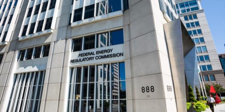 قراصنة محترفون يهاجمون الشبكات التي تحرس الترسانة النووية الأمريكية