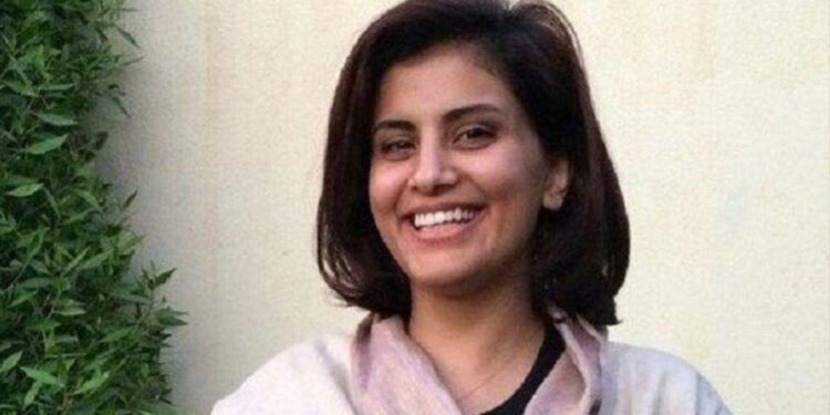 السعودية تحكم على ناشطة بارزة بالسجن خمس سنوات