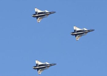 تصاعد التوتر.. الصين ترسل طائرات مقاتلة إلى تايوان