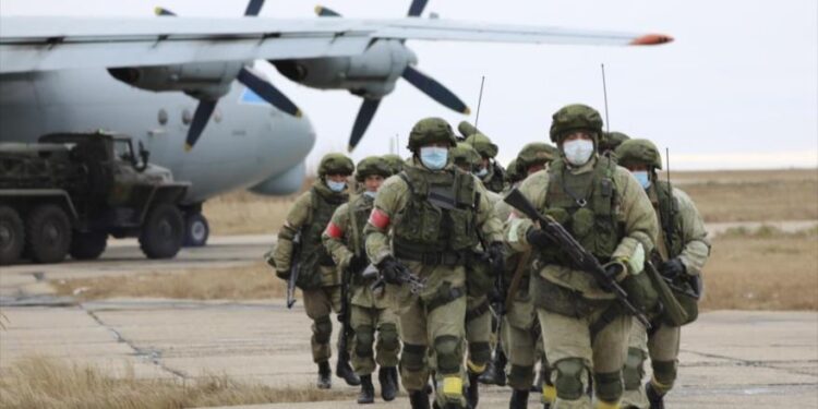 روسيا ترسل 300 مدرب عسكري إلى جمهورية إفريقيا الوسطى