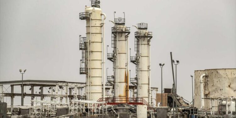 مجهولون يهاجمون قاعدة أمريكية في سوريا بقذائف الهاون