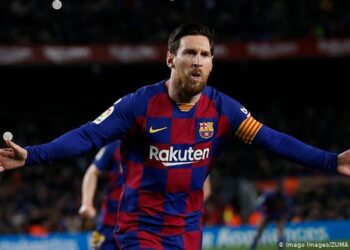 إصابة نجم برشلونة “ليونيل ميسي” بفيروس كورونا