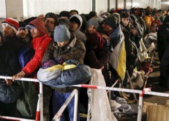 ألمانيا تسمح بترحيل السوريين