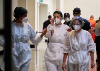 تحذيرات من تفشي السلالة الجديدة من كورونا