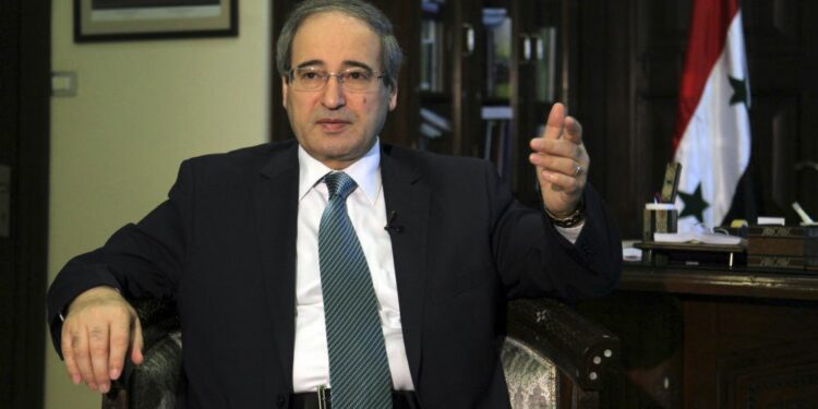 المقداد يكشف عن حوارات مع روسيا لتوريد لقاح “سبوتنيك V” إلى سورية