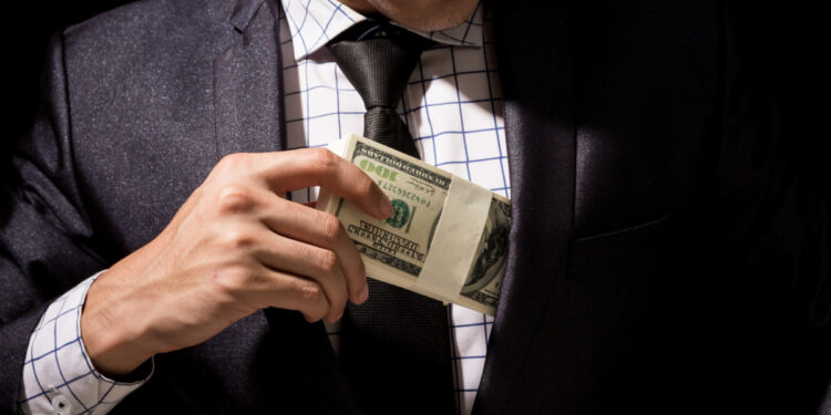 غسيل الأموال