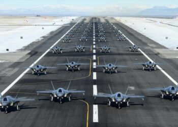 مبيعات الأسلحة في عهد ترامب للإمارات و السعودية.. تتوقف