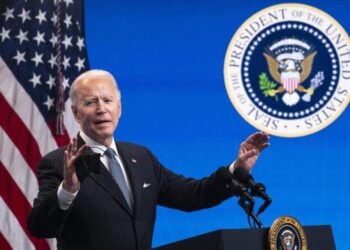 موقف آخر مناهض للصين: بايدن يؤكد لليابان دعمها ضد بكين