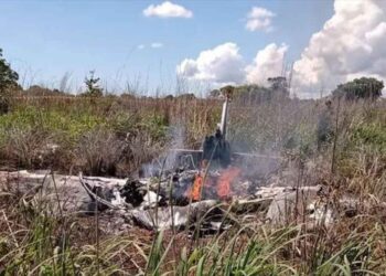 كرة القدم البرازيلية: وفاة أربعة لاعبين في حادث تحطم طائرة