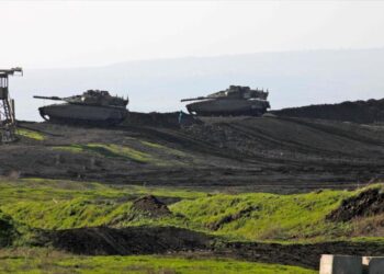 العدو يرسل دباباته إلى مرتفعات الجولان المحتلة