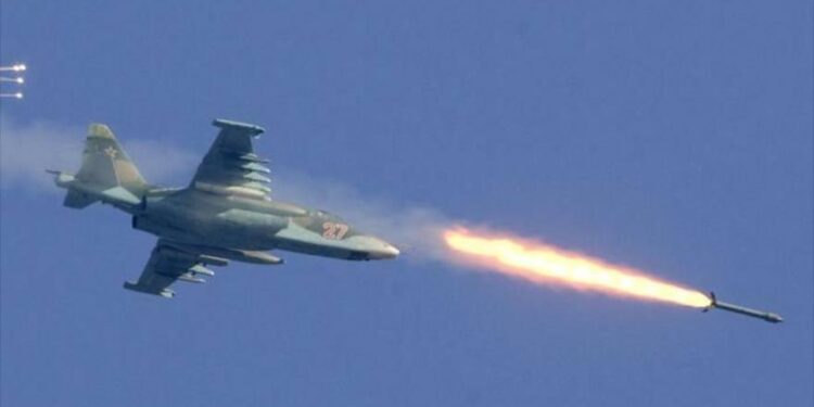 طائرات روسية تقصف مواقع لداعش قرب حماه