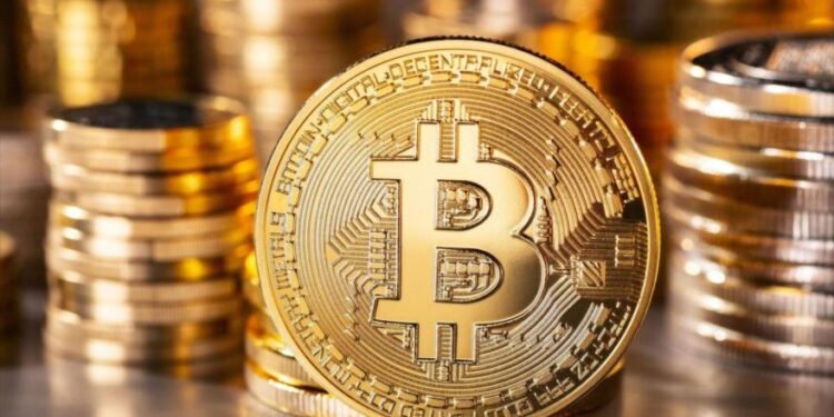 سعر البيتكوين يحطم القيمة القياسية ثلاث مرات في يوم واحد