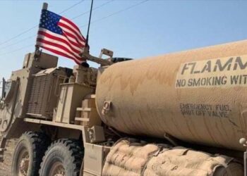 الجيش الأمريكي يستمر في سرقة ثروات سوريا نحو العراق