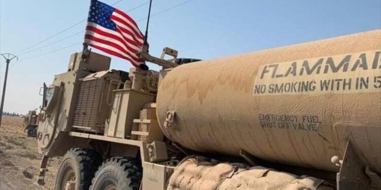 الجيش الأمريكي يستمر في سرقة ثروات سوريا نحو العراق