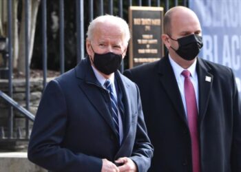 استطلاع: 1 من كل 5 أمريكيين يرى أن بايدن يمكنه توحيد البلاد