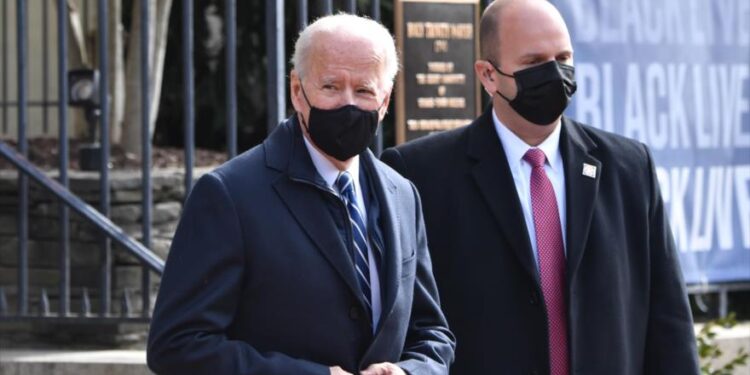 استطلاع: 1 من كل 5 أمريكيين يرى أن بايدن يمكنه توحيد البلاد