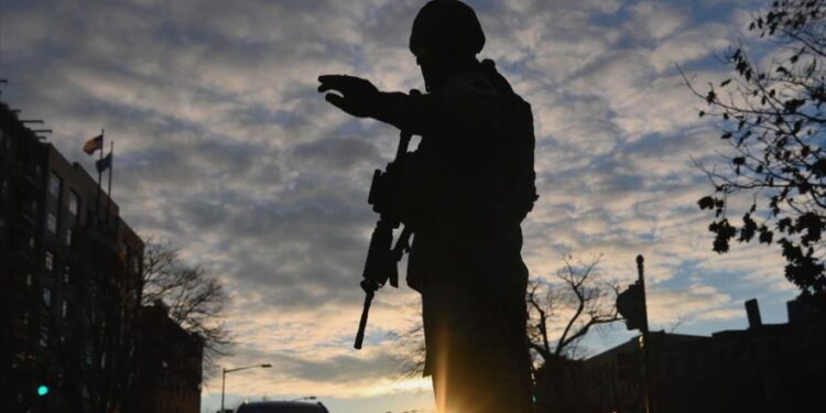 الولايات المتحدة ترفع مستوى التأهب لتهديدات متطرفي الداخل