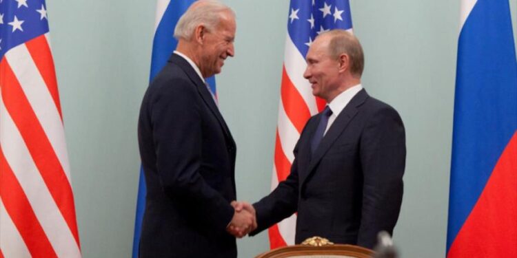 تفاصيل الإتصال الأول بين بوتين و بايدن