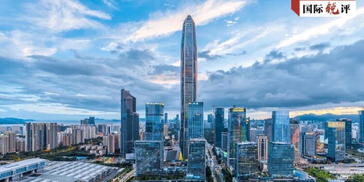 دخول القانون المدني الأول لجمهورية الصين الشعبية حيز التنفيذ