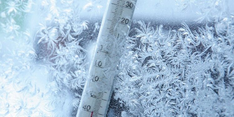 انخفاض درجات الحرارة وثلوج على المرتفعات