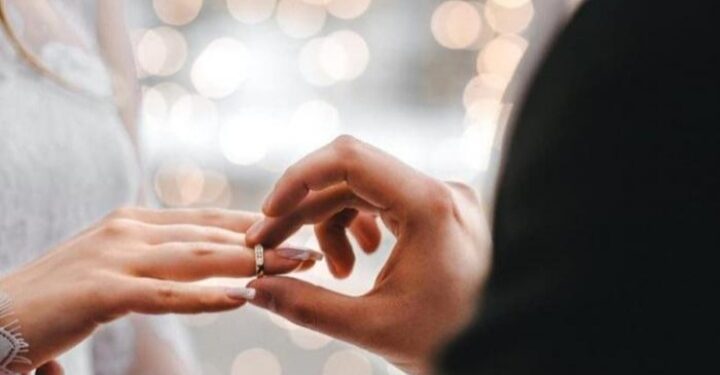 زواج التجربة يثير جدلاً واسعاً في مصر