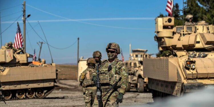 الولايات المتحدة تنشئ مطاراً في حقل نفط سوري