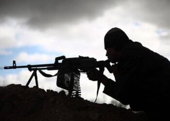 أمريكا تتفق مع داعش على تنفيذ هجمات في سوريا