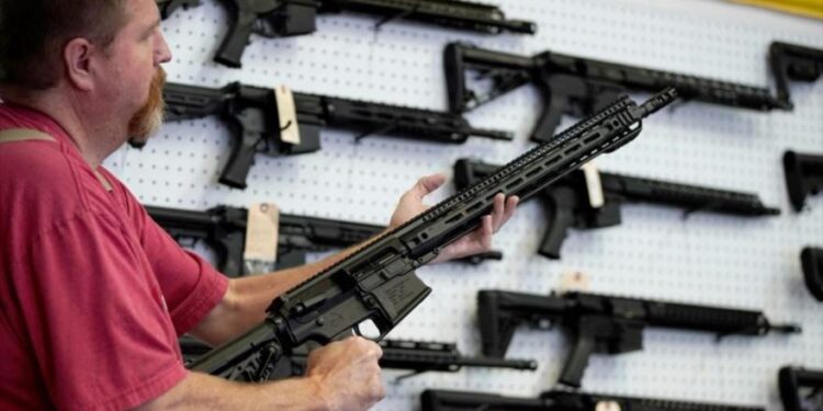 ارتفاع مبيعات الأسلحة الأمريكية بعد فوضى ترامب الأخيرة