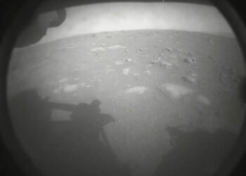 ناسا تنشر أول صورة لكوكب المريخ