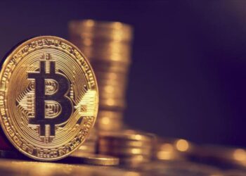 البتكوين تحطم رقماً قياسياً جديداً بأكثر من 52 ألف دولار