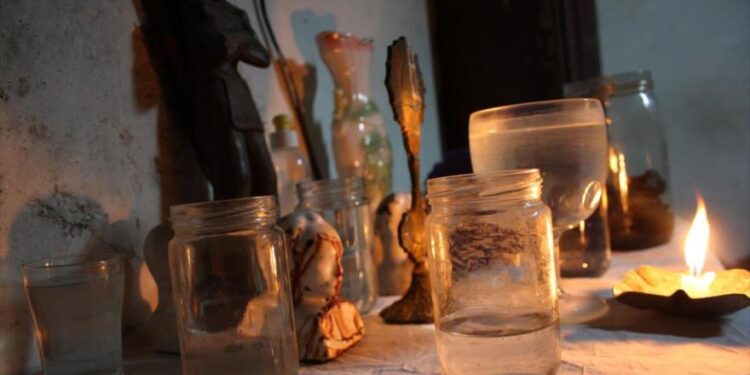 العلم يجيب.. كيف يمكن سماع الموتى ؟