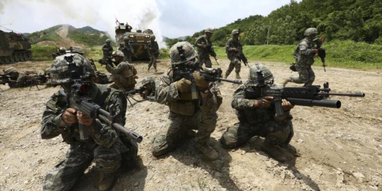 الولايات المتحدة و كوريا الجنوبية في تدريب للهجوم على كوريا الشمالية