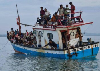 الأمم المتحدة تطالب بإنقاذ لاجئي الروهينغا