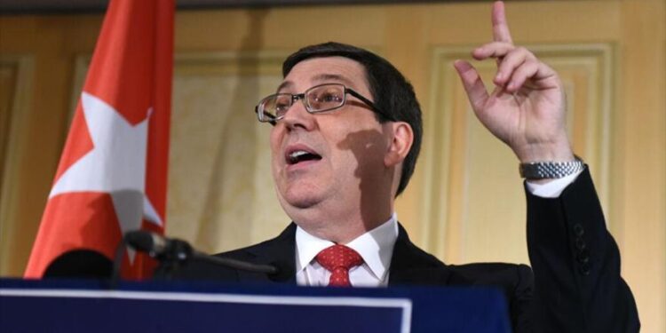 كوبا: الهجوم الأمريكي ينتهك سيادة و سلامة الشقيقة سوريا