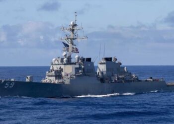 الولايات المتحدة تغذي التوتر مع الصين بسفينة في بحر الجنوب