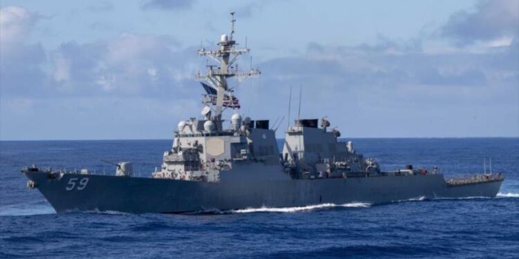 الولايات المتحدة تغذي التوتر مع الصين بسفينة في بحر الجنوب