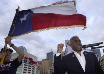 جمهوريو تكساس يؤيدون استفتاء الاستقلال عن الولايات المتحدة