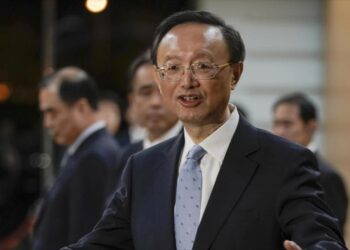 بكين تطالب واشنطن بتصحيح الأخطاء السابقة لبدء مرحلة جديدة