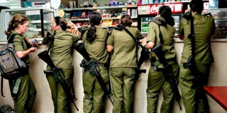 الموساد يستخدم جواسيس إناث للتقرب من الأنظمة الملكية العربية