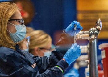 وفاة امرأة في الولايات المتحدة بعد تلقيها لقاح فايزر