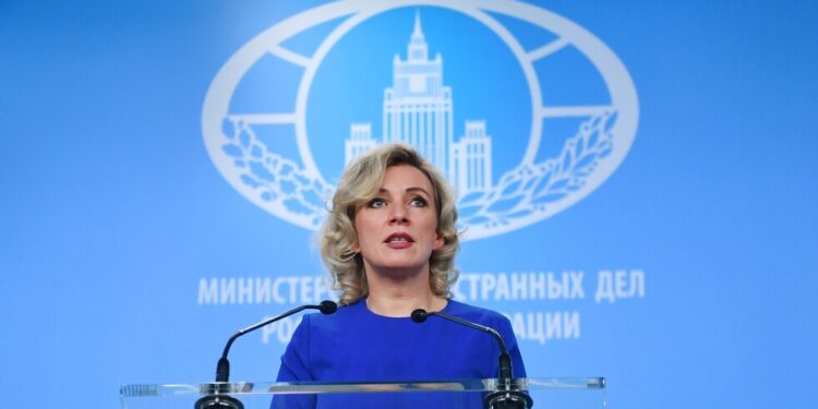 روسيا تطالب الغرب بوقف التدخل في شؤونها الداخلية