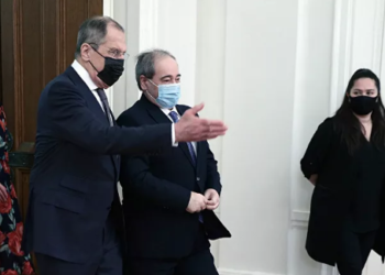 المقداد يبحث مع لافروف نتائج جولة أستانا في سوتشي