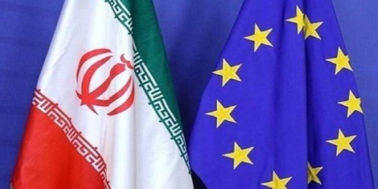 حضور اجتماع إيران و مجموعة 5 + 1 بمباركة أمريكية