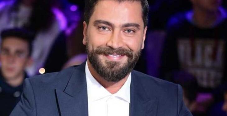 السوريون يشتمون معتصم النهار والاخر يرد