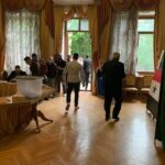 انتهاء الانتخابات الرئاسية في جميع السفارات السورية في الخارج وبدء فرز الأصوات